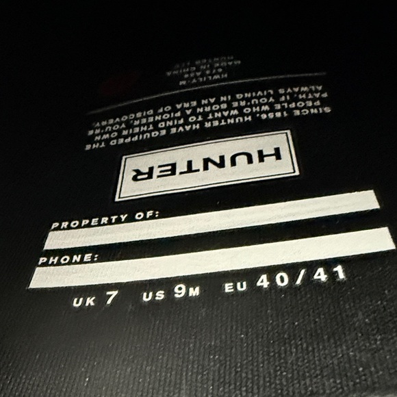 Hunter Black Tall Logo Rain Boots..ladies size 9
Rubber boots .. new - Picture 4 of 8